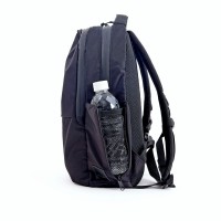 撥水生地多機能Backpack/A4対応 リュックサック　ブラック