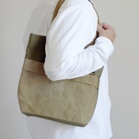 そだてる帆布Grough （パラフィン加工帆布×レザー） トートバッグ　ベージュ×カーキ