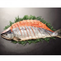 【北海道】三國推奨　漁吉丸の銀聖新巻鮭姿（受付期間は12月16日まで）