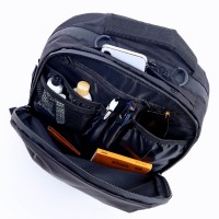 撥水生地多機能Backpack/A4対応 リュックサック　ブラック