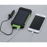 セーブインダストリーソーラー&USBパワーチャージャー