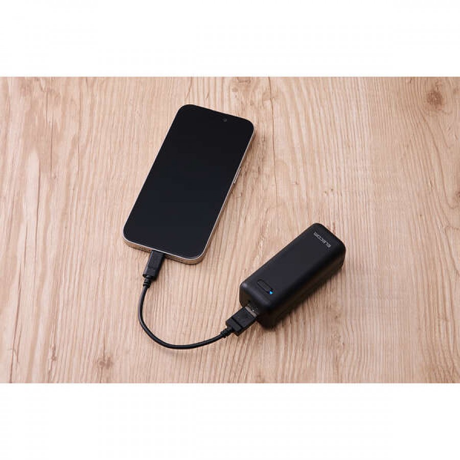 ELECOM　乾電池式モバイルバッテリー　ブラック