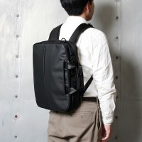 【ビジネスでもカジュアルでも使える】スマートデザイン3WAYリュック BK